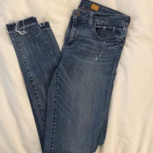 Pilcro from Anthropologie Ankle length Jeans Sz 27